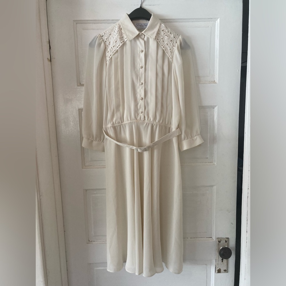 Leslie Fay Cream Long Sleeve Dress with Lace Accents